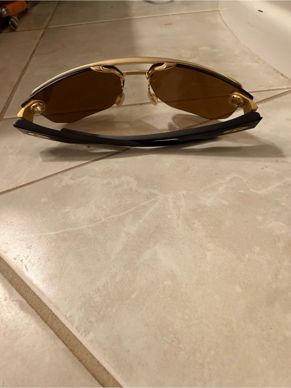 OAKLEY CHRYSTL SATIN GOLD W/ BRONZE SUNGLASSES - Picture 2 of 8